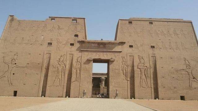 5 Days Nile Cruise from Makadi to Luxor and Aswan