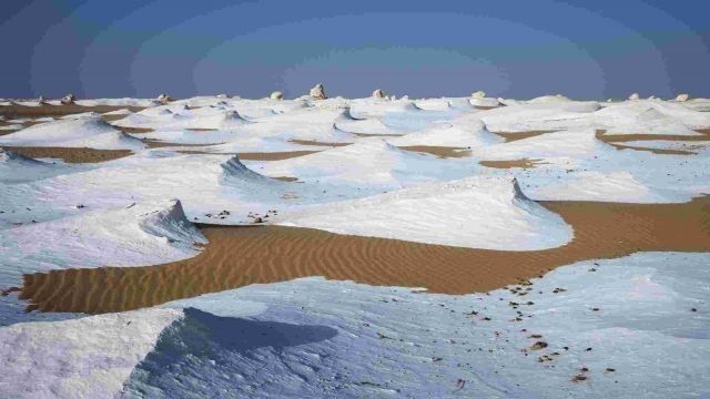 2 day trip to the white desert from Cairo