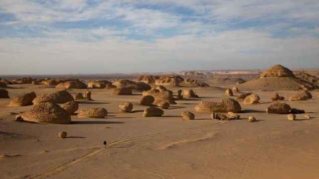 4 Days trip camping Trip in wadi el Hitan and white desert from Alexanderia