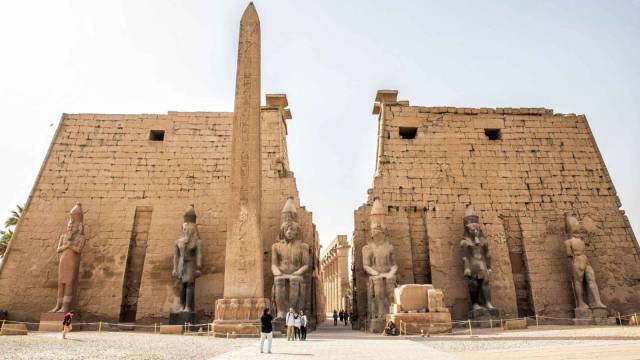 5 Days Egypt itinerary Giza Pyramids the white desert and Luxor from Cairo