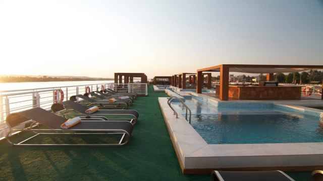 5 Days Nile river Cruise From Luxor on Le fayan Nile Cruise