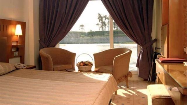 5 Days Nile river Cruise From Luxor on Royal Signature Nile cruise