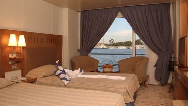 5 Days Nile river Cruise From Luxor on Royal Signature Nile cruise