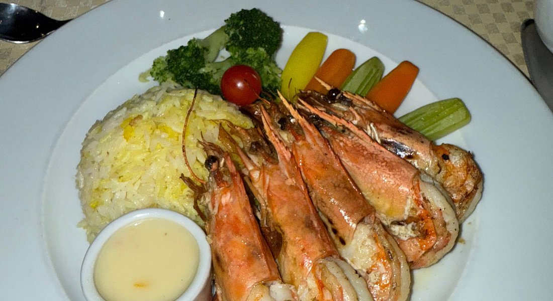 Nile Maxim Dinner Cruise Experience at Cairo Nile Maxim Dinner Cruise Experience at Cairo