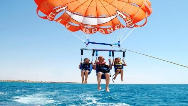 Parasailing Excursions from Sahel Hashesh