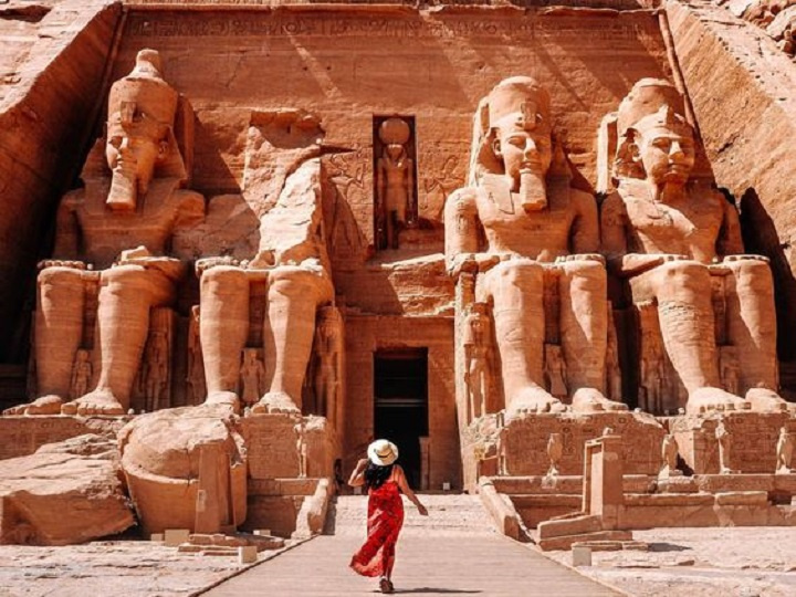 Private trip to Abu Simbel from Aswan by flight