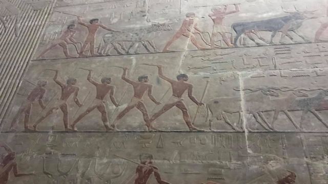 Ταξίδι ημέρας στο Κάιρο στις πυραμίδες Μέμφις Σάκκαρα και Νταχούρ