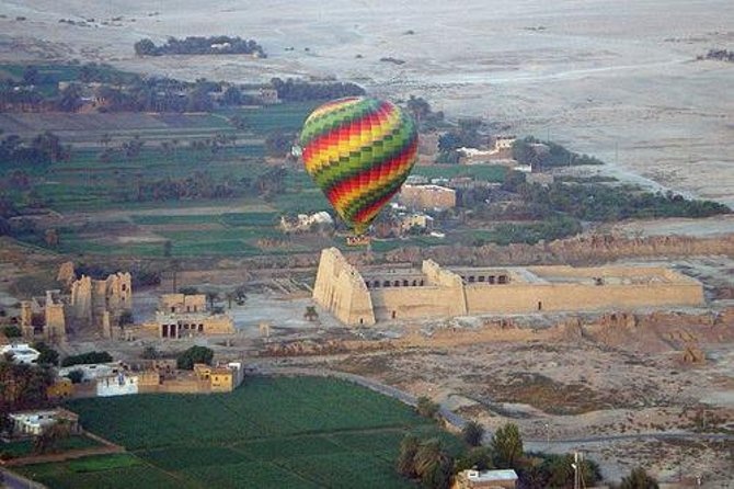 Excursion de 2 dias a Luxor desde el puerto de Safaga con globo aerostatico