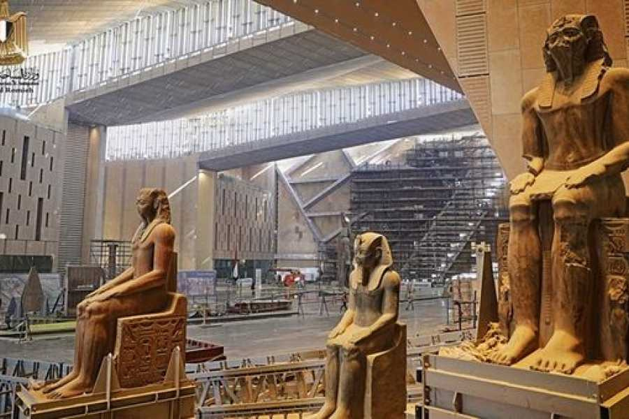 Excursión a las pirámides de Giza y al Gran Museo Egipcio desde el puerto de Alexanderia