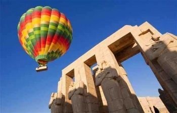 Tour en globo aerostatico por Luxor