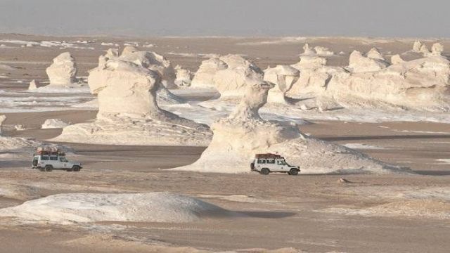Excursion de trois jours a loasis de Bahariya et au desert blanc au depart du Caire