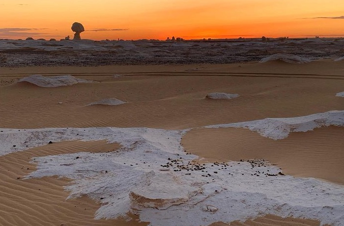 Excursions dans le désert blanc au départ de Louxor