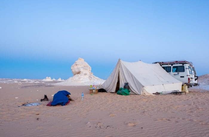 Excursions dans le désert blanc au départ de Louxor
