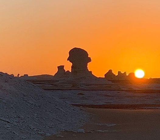 Excursions dans le désert blanc au départ de Louxor