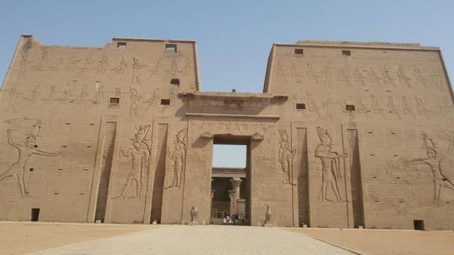 Louxor Aswan et Abu Simble trois jours tour d'el Gouna