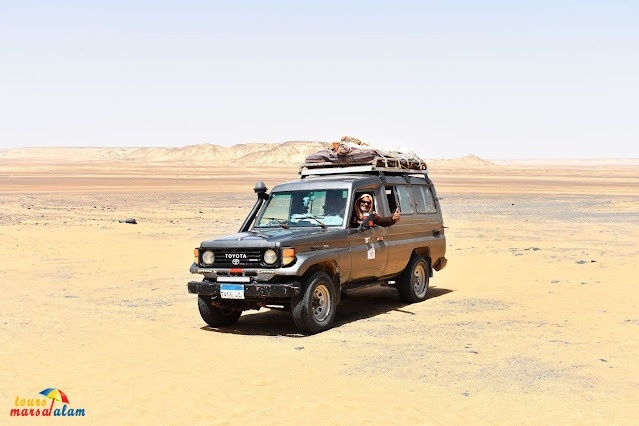 Jeep 4x4 to the black desert